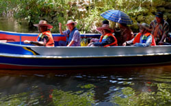 Serunya, Liburan Jusuf Kalla di Taman Wisata Rammang-Rammang